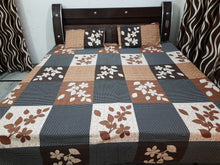 Load image into Gallery viewer, Bajaj Multicolor Double Bed Sheet With Two Pillow Covers
